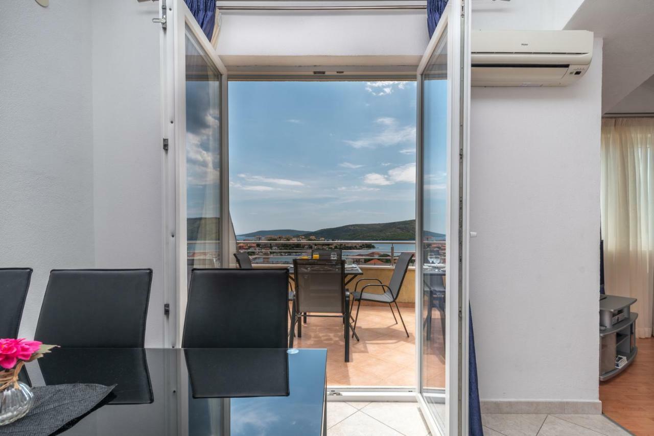Apartments Villa Jelena Seget Vranjica Eksteriør bilde