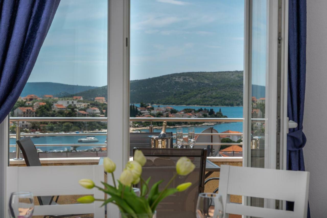 Apartments Villa Jelena Seget Vranjica Eksteriør bilde